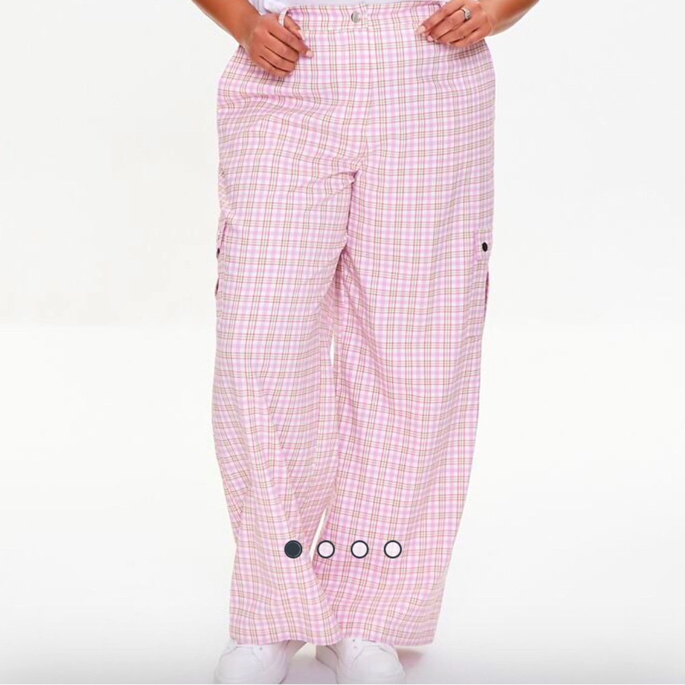 Lavender/ multi plaid pattern pants.